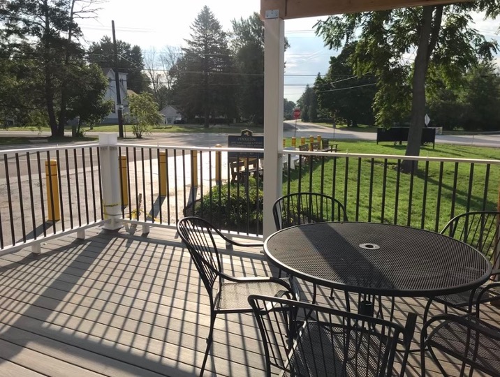 Uncle G's Ice Cream Patio